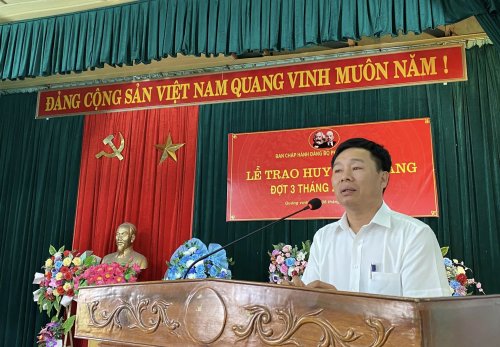 Huy hiểu Đảng 2.jpg